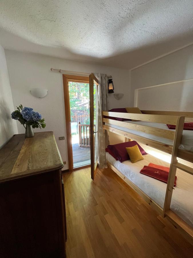 Chalet Blanc "Le Flocon" Courmayeur Luaran gambar