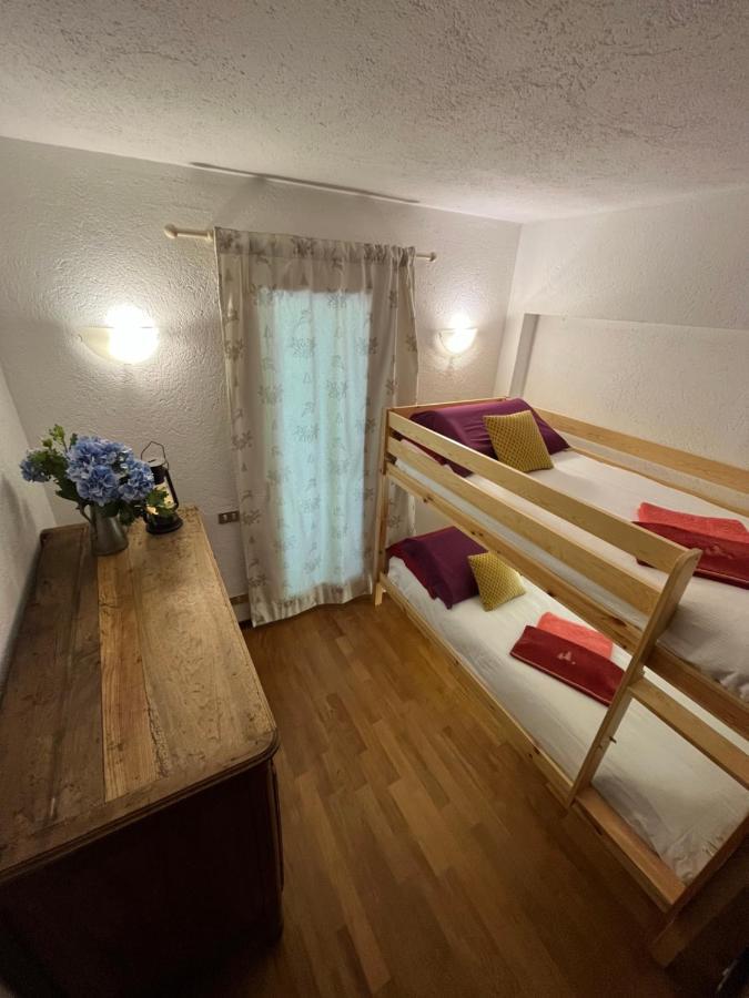 Chalet Blanc "Le Flocon" Courmayeur Luaran gambar