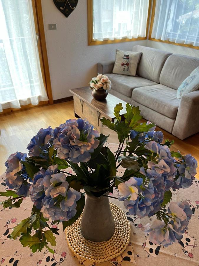 Chalet Blanc "Le Flocon" Courmayeur Luaran gambar